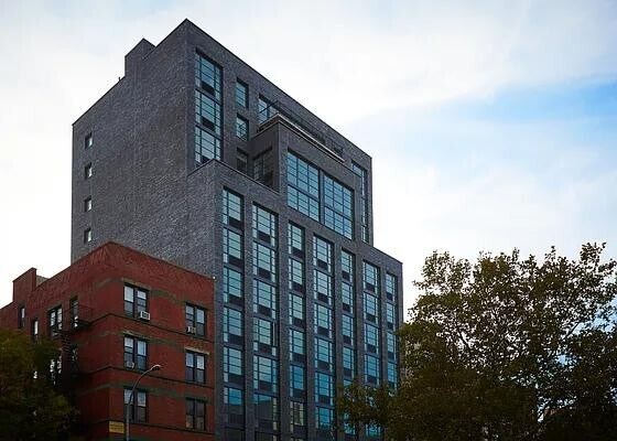 Foto del edificio - 331 E Houston St