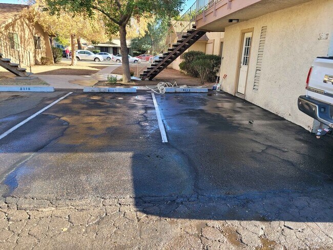 Photo - 8112 N 33rd Dr Apartments