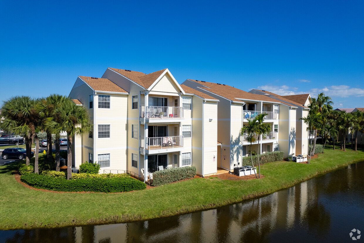 630 Island Club Ct Indialantic, FL 32903 - Beach Club Condominiums