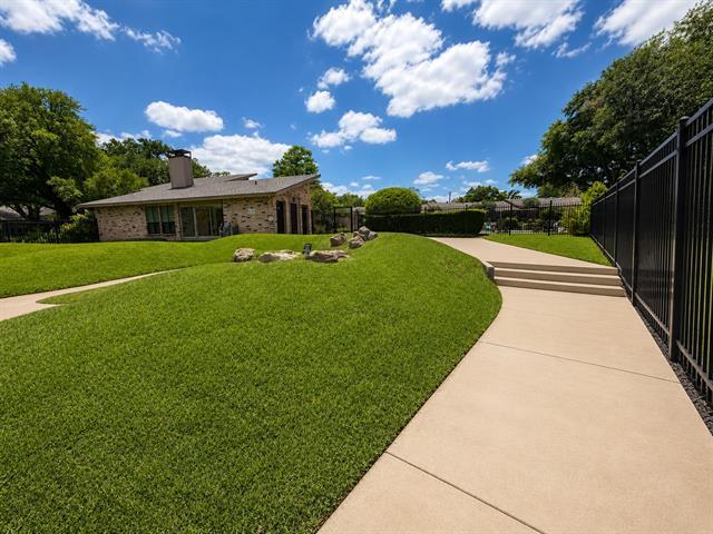 Building Photo - 7512 Woodthrush Dr