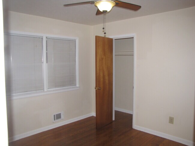 Habitación n.º 2 - 727 E Kiowa St