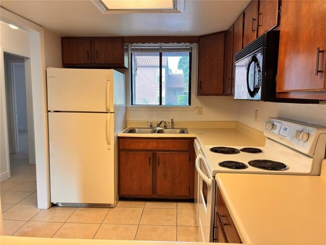 Foto del edificio - 651 Trinidad Ct