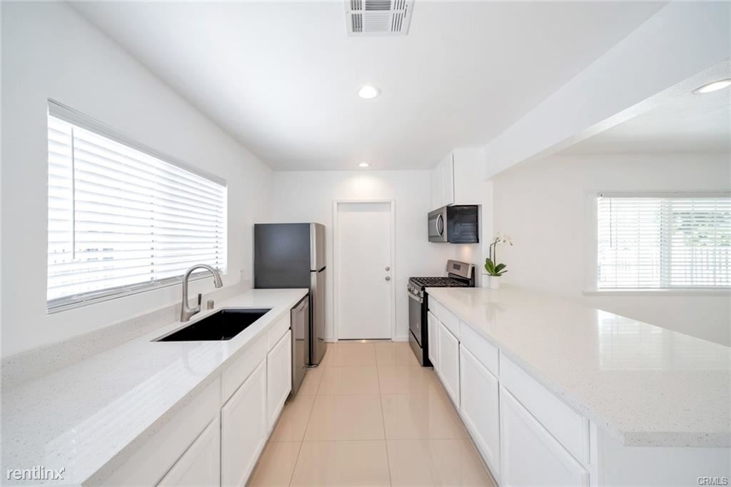 Primary Photo - 2 br, 1 bath House - 17607 Covello