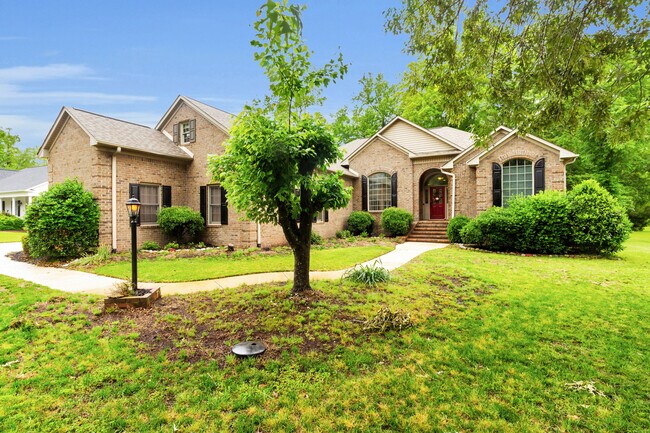 Building Photo - 106 Brugg Ct