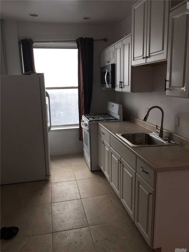 Primary Photo - 133 E 55th St