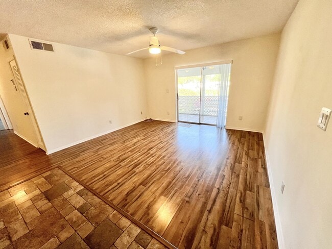 Foto del edificio - 1000 NW 13th St