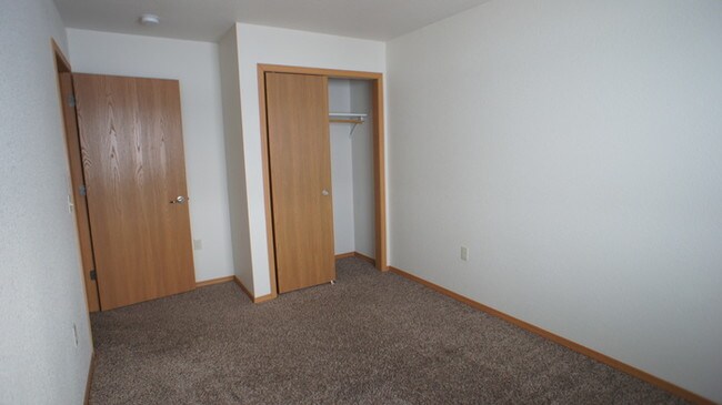 Foto del edificio - 824 Songbird Ln