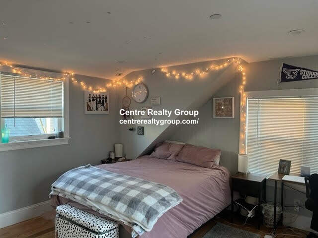 Foto del edificio - 180 Hillside St