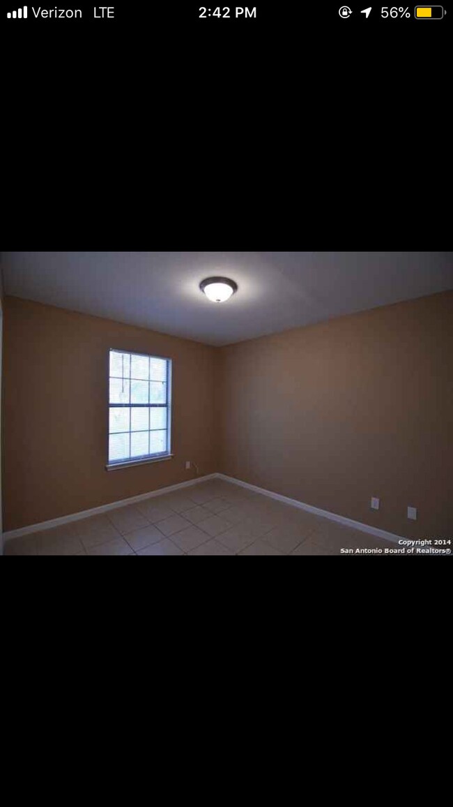 Building Photo - 202 Fir Dale