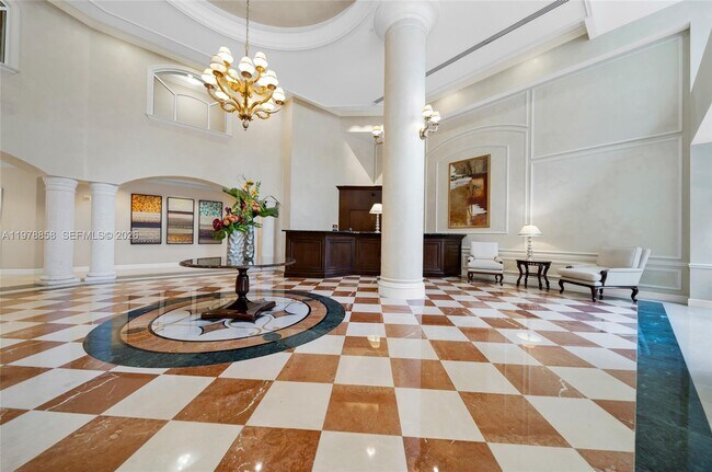 Foto del edificio - 20000 E Country Club Dr