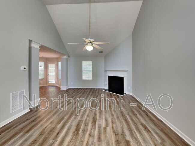 Foto del edificio - 3436 Newgold Trce