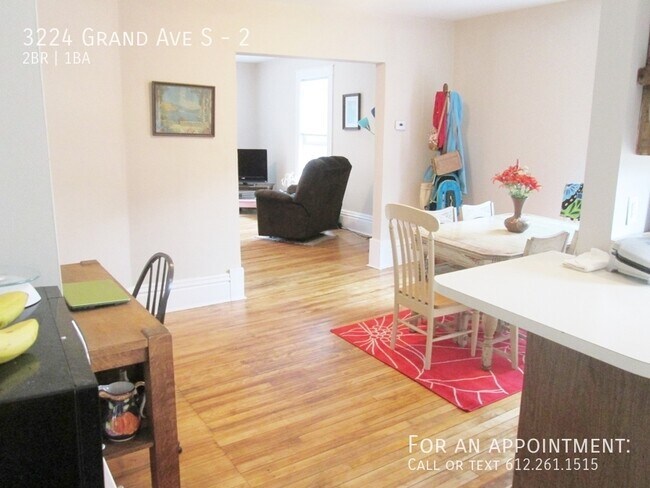 Foto del edificio - 3224 Grand Ave S
