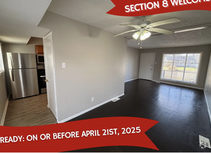 Building Photo - 10650 Dunkeld Cir