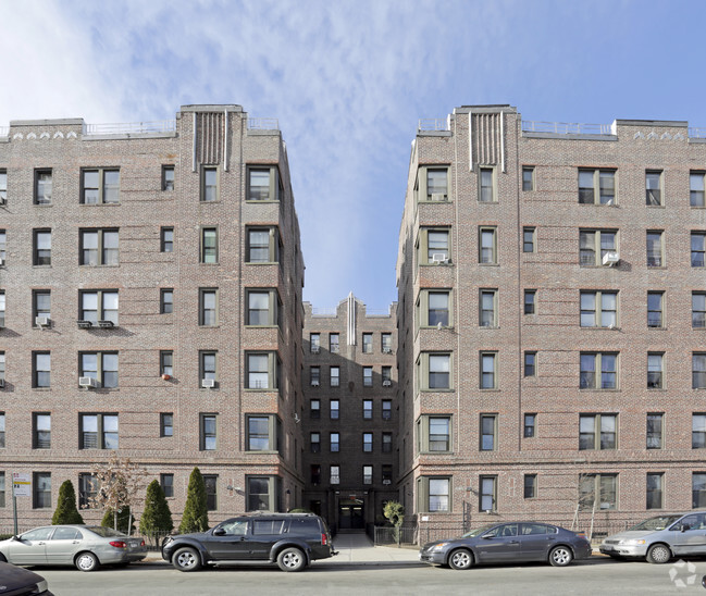 Building Photo - 3950 60th St