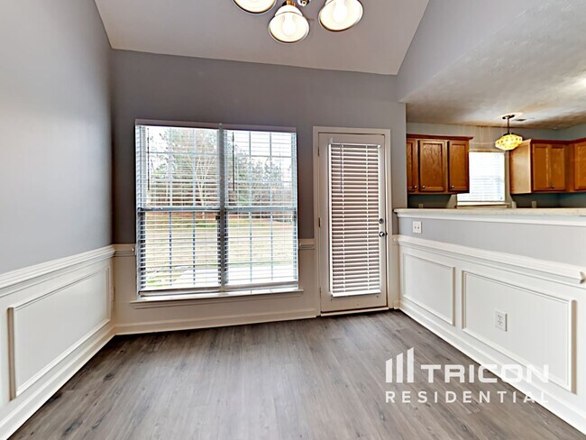 Foto del edificio - 9765 Moss Pointe Path