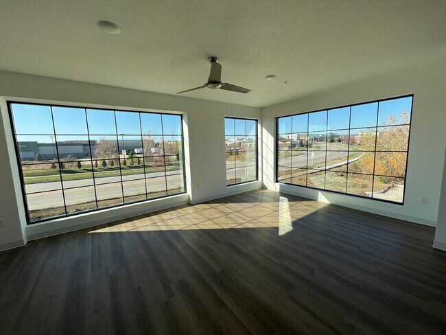 Foto del interior - Reserve At Jordan Creek