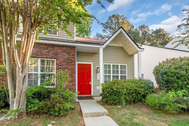 Building Photo - Hidden Gem in East Charlotte - 3 Bedrooms, Prime Location