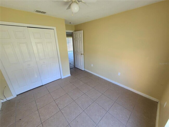 Foto del edificio - 1151 Cambourne Dr