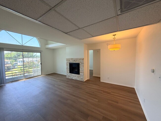 Foto del interior - KBC Burbank