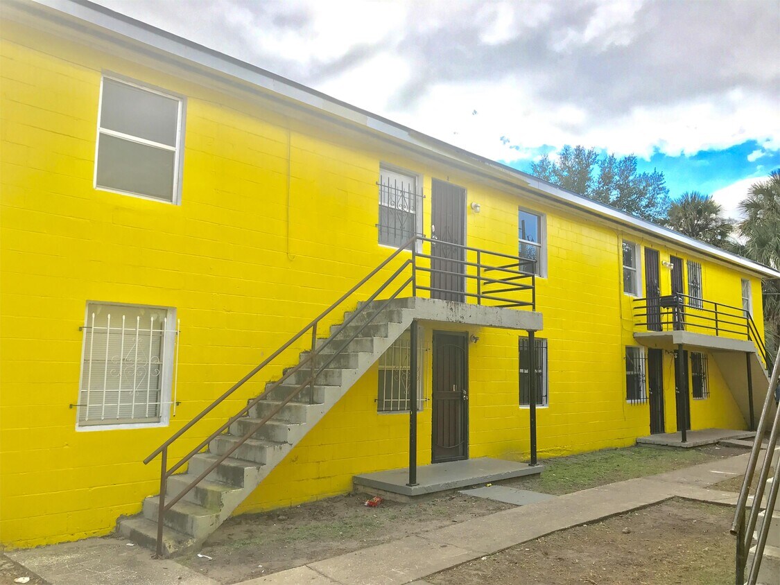 1330 St Unit 5, Jacksonville, FL 32209 Room for Rent in