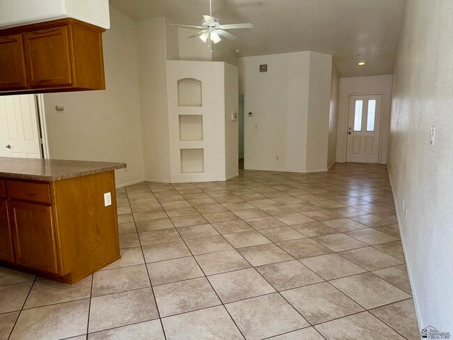 Building Photo - 3142 S Ragen Dr