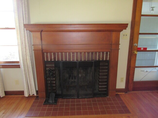 Foto del edificio - 1605 Broadlawn Ave