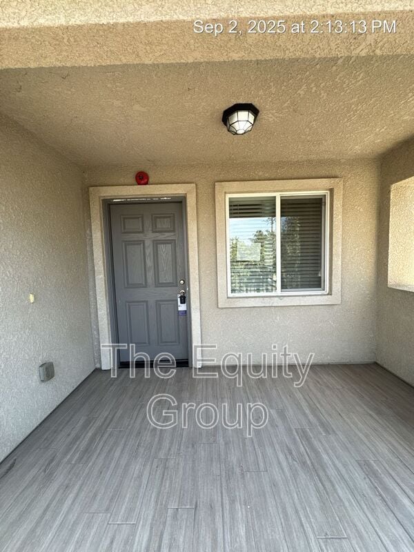 Building Photo - 2238 W Lark Ave