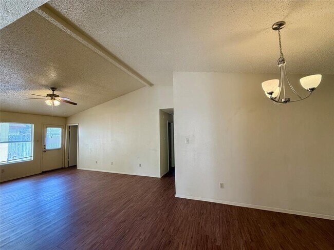 Foto del edificio - 10611 Archdale Dr
