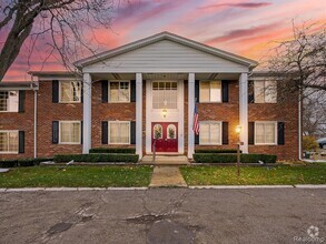 Building Photo - 2426 Mulberry Square