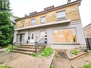 Building Photo - 1-857 DUNDAS St