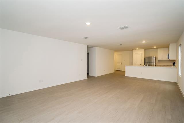 Building Photo - 1132 Tufted Dr