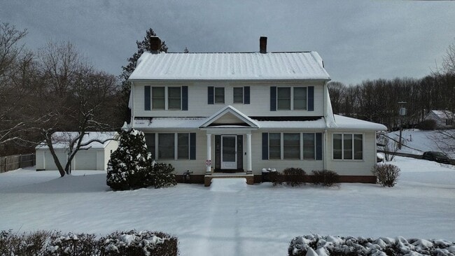 Building Photo - 1129 N Colony Rd