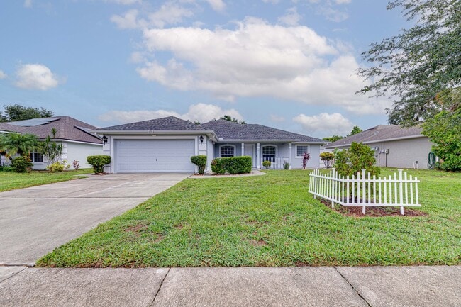 Building Photo - 1176 Lake Pl Ct