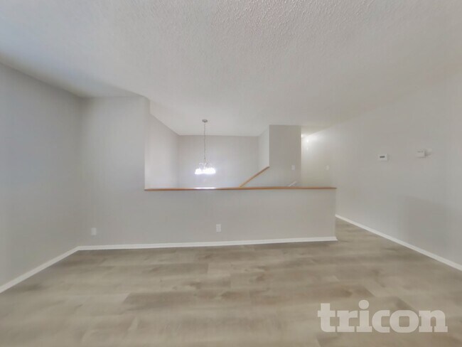 Foto del edificio - 1725 Hiawatha Dr NE