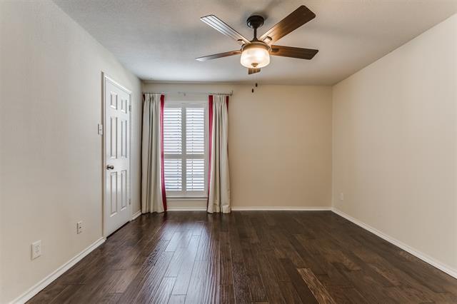 Building Photo - 16301 Ledgemont Ln
