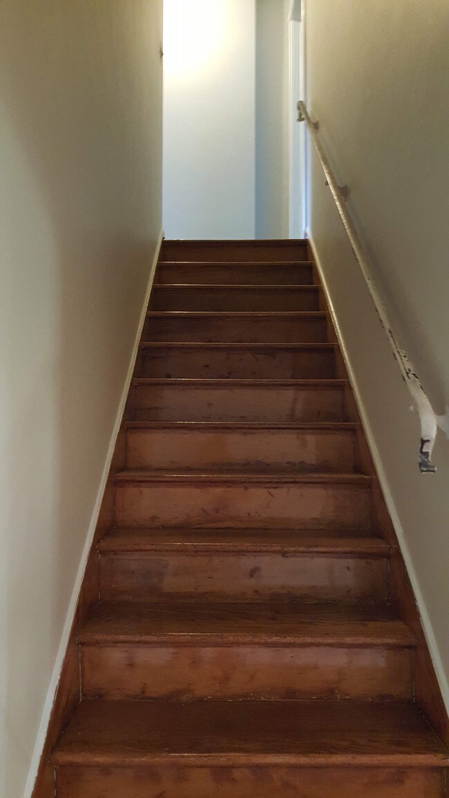 1931 Northwest Blvd, Upper Arlington, OH 43212 Townhome Rentals in