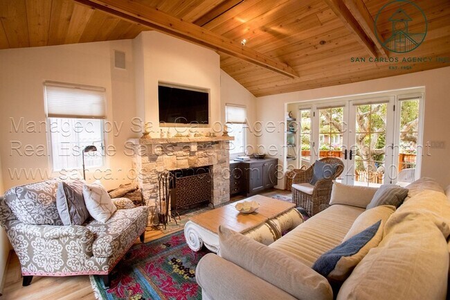 Building Photo - Adorable & Updated Carmel-by-the-Sea Cotta...