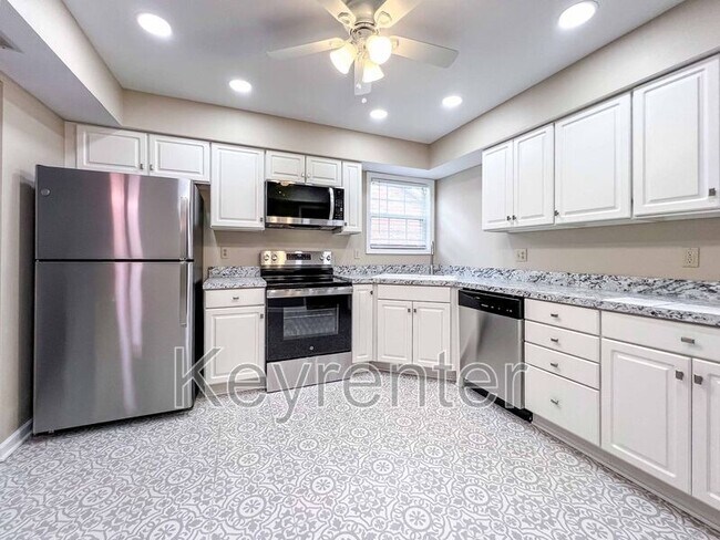 Foto del edificio - 706 Harbor Way