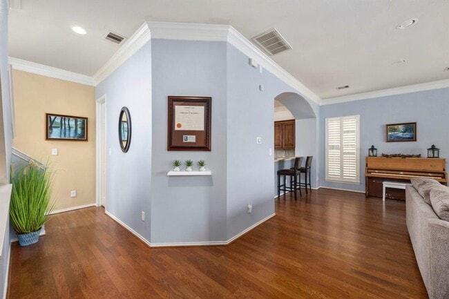 Building Photo - 7015 Plum Creek Trail Ln