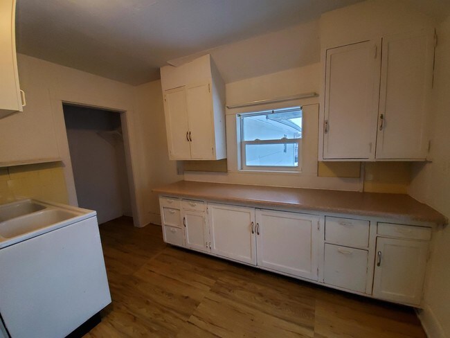 Foto del edificio - 212 7th St NW