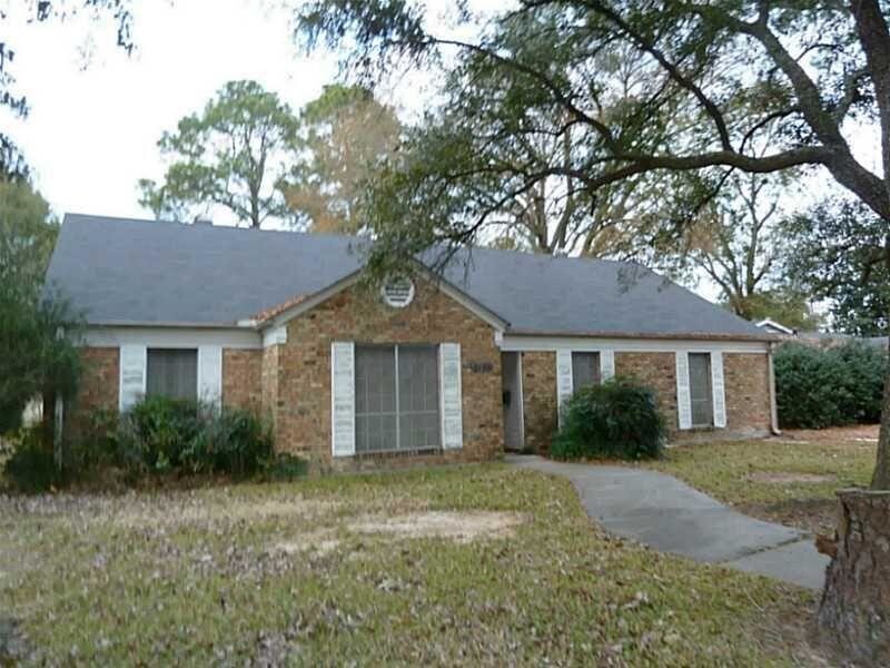 Foto principal - 2127 East Prien Lake Road