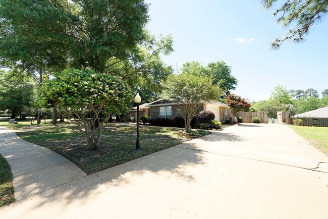 Foto del edificio - Silver Oaks Community