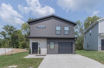 Building Photo - 2809 Emery Dr