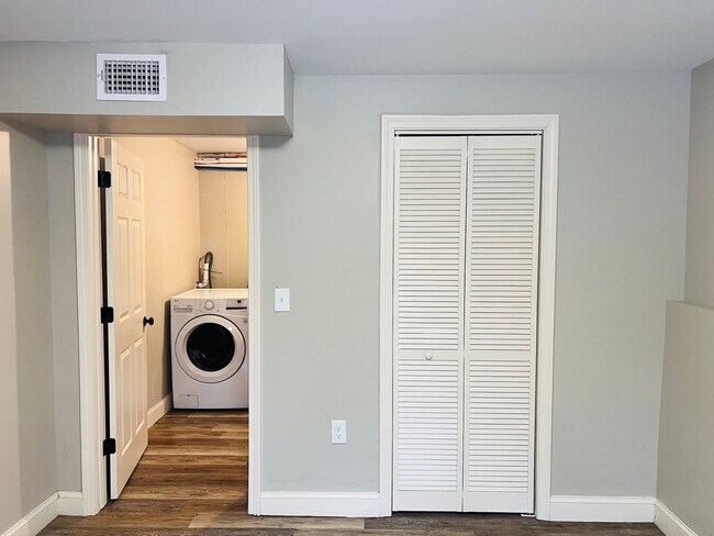 Foto del edificio - 1398 Quechee-Hartland Rd