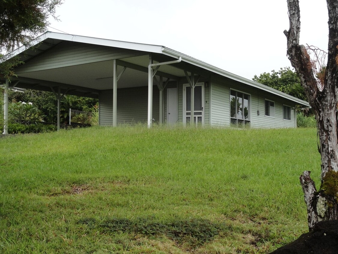 Primary Photo - Nice 3BR/1BA in lower Kaumana