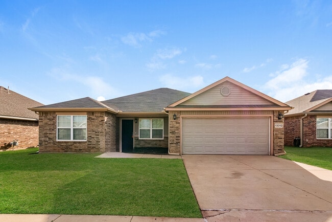 Building Photo - 13312 Beaumont Dr