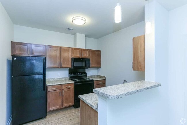 Fully Equipped Kitchen - Fairway Landings at Plum Creek