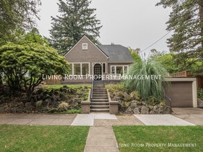 Building Photo - 1417 NE Stanton St