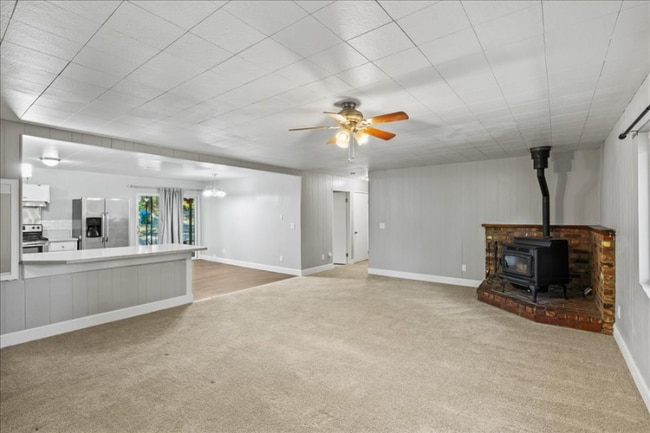 Foto del edificio - 5401 Shangrala Ln