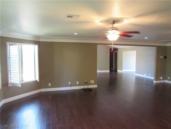 Building Photo - 5801 W Patrick Ln